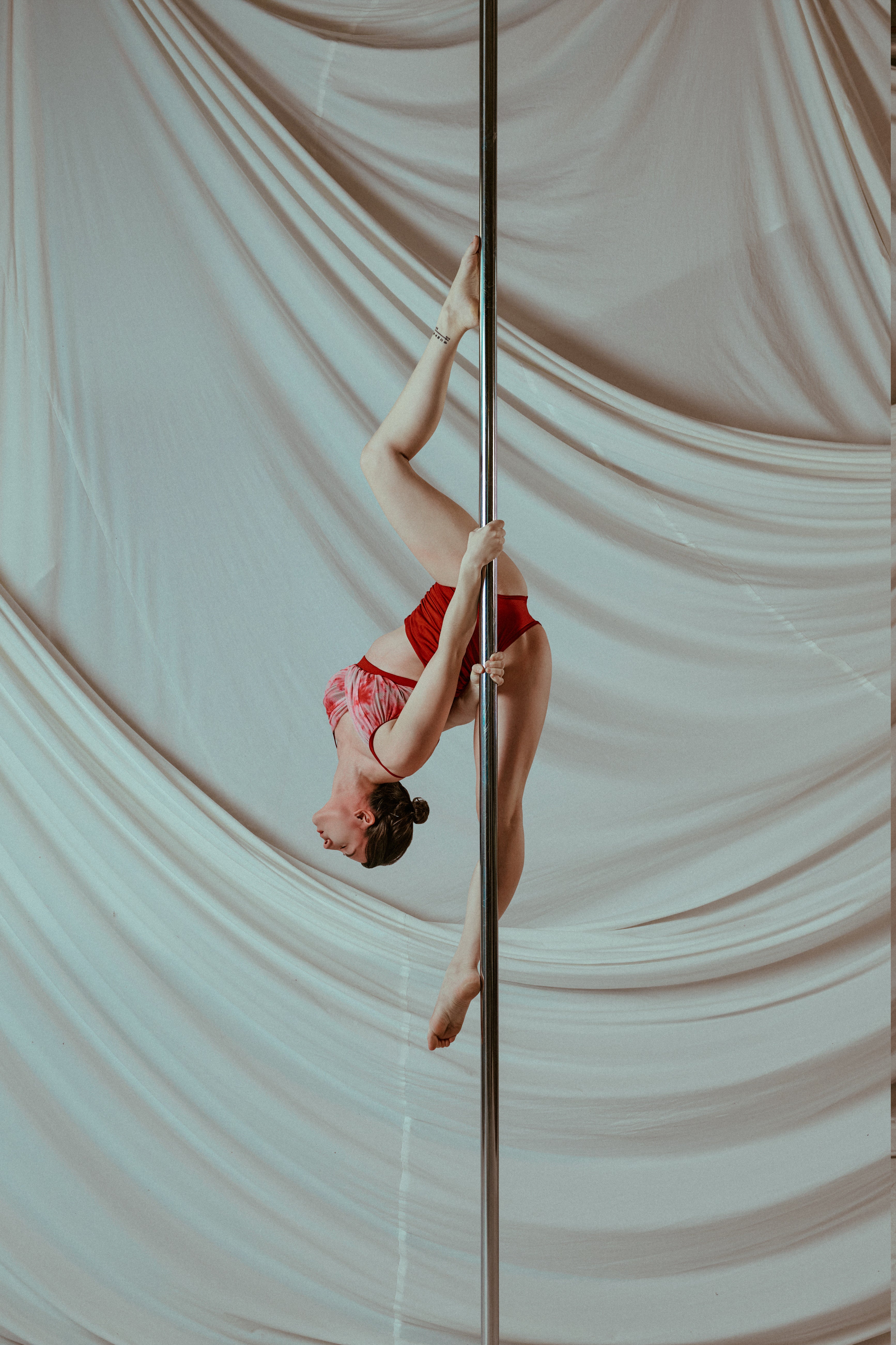 Saturdaystraddle Split in Nabi Polewear