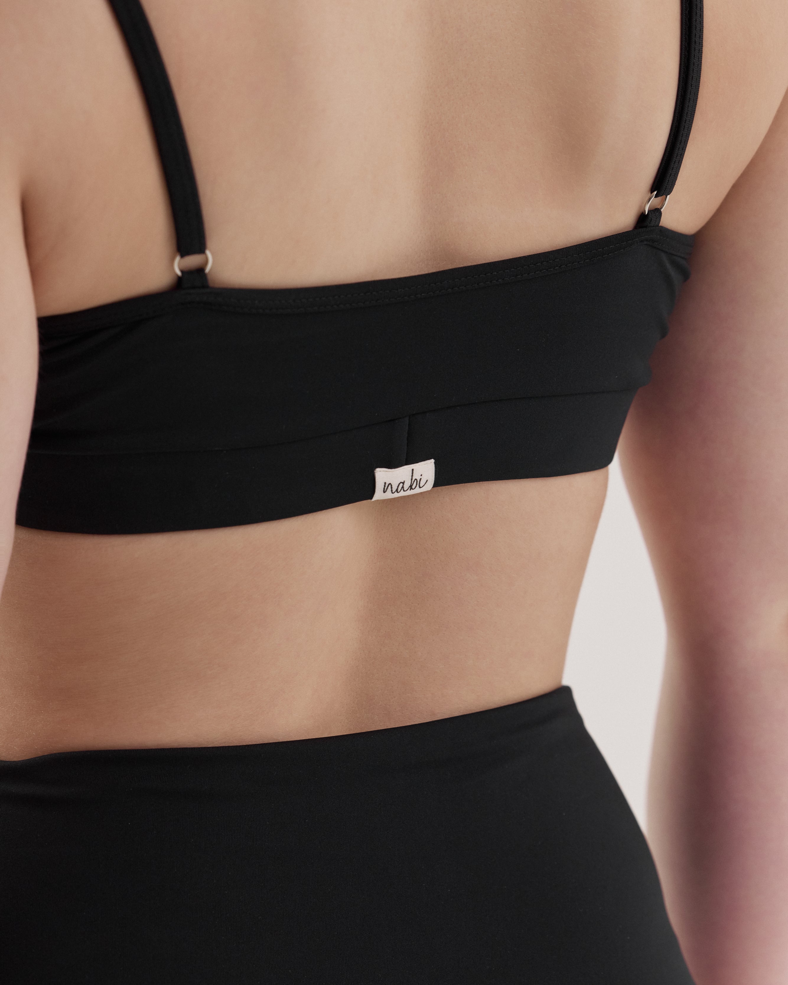 Cloud Shorts black – sustainable high-waist dancewear shorts for aerial & pole