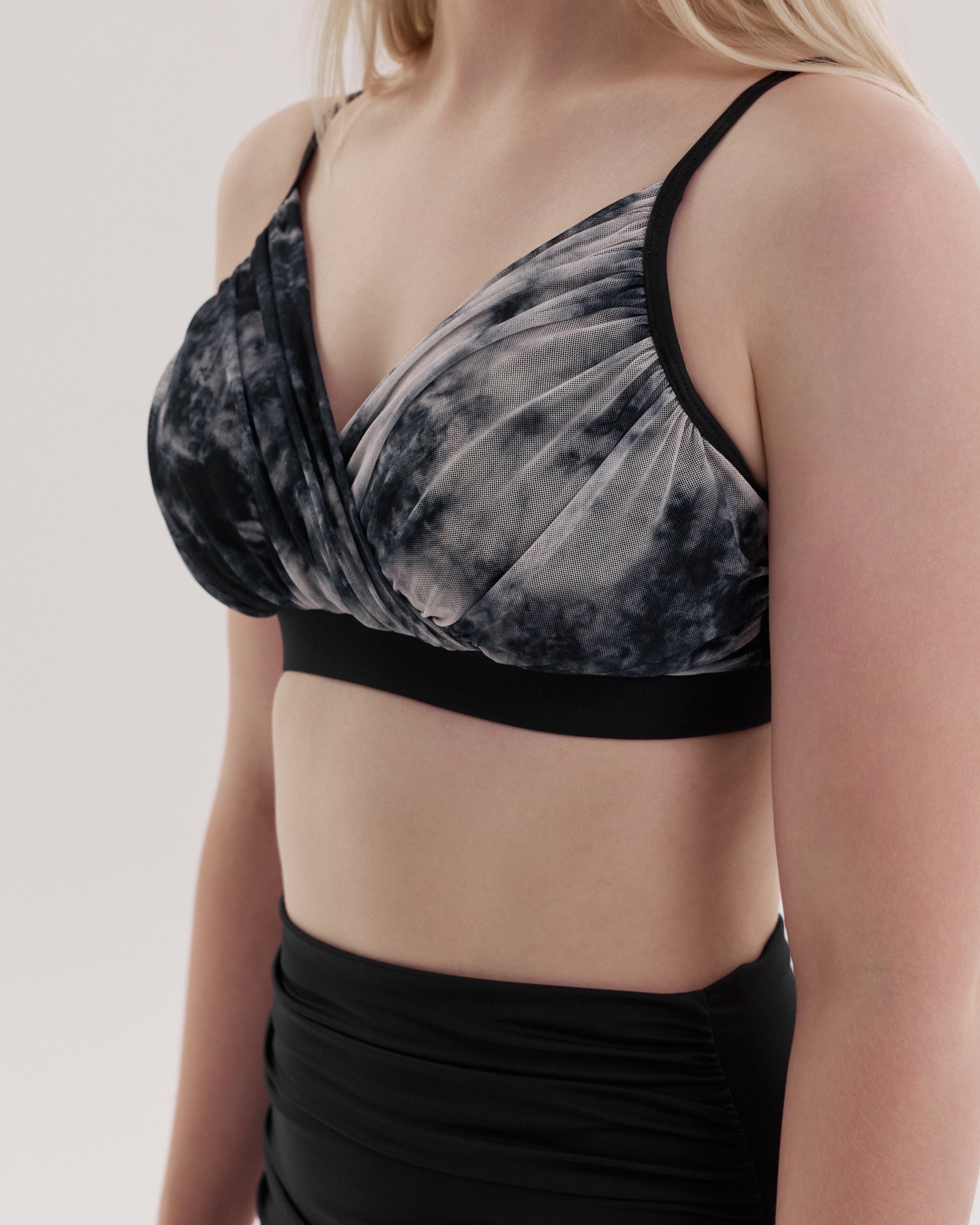 Black Cloud Top – triangle coverage pole crop top with secure bust fit