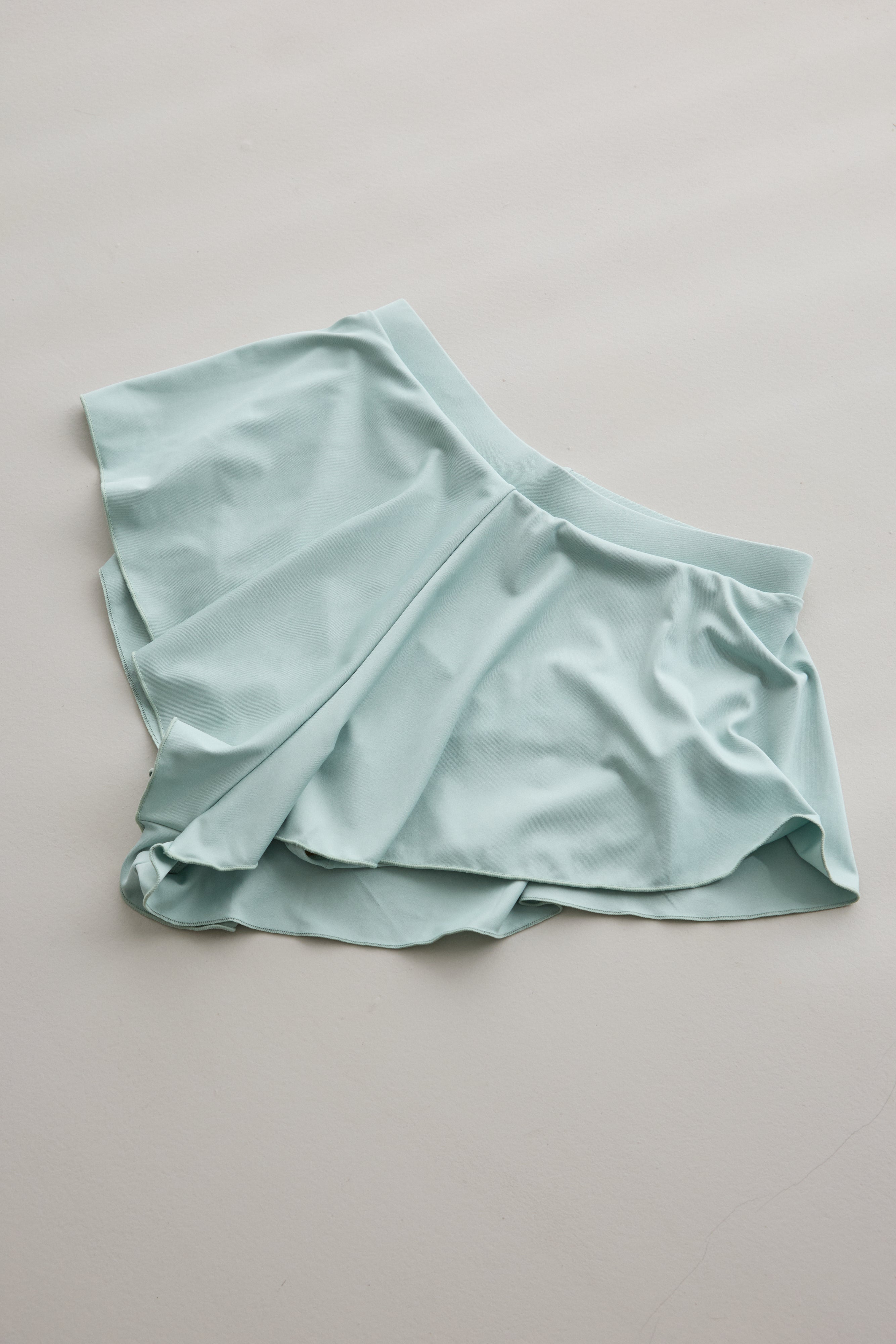 Nabi Skort – Mint Pole Wear for Dance & Movement