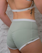 Haru mint bottom pole wear with high-rise cut for dance practice and dancing with full coverage